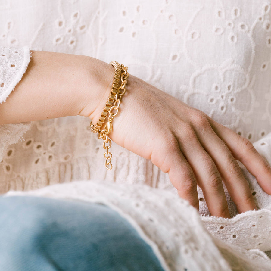 Nest Pretty Things - Matte Gold Chain Bracelets: 7" / cable