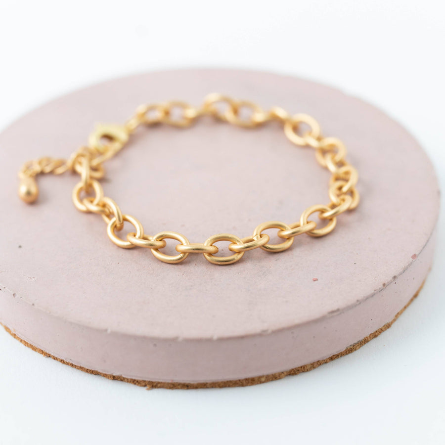 Nest Pretty Things - Chunky Matte Gold Cable Chain Bracelet: 6.5"