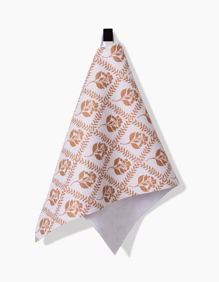 Geometry - Dancing Vines Bar Towel