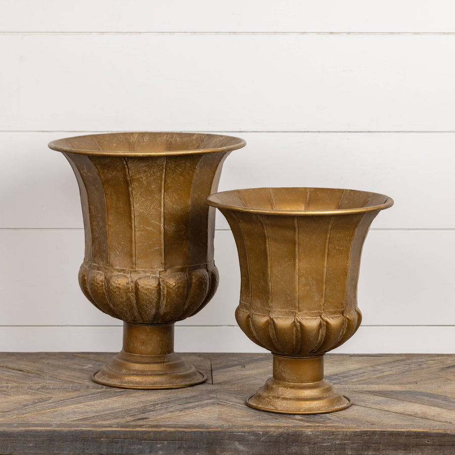 SET/ 2 GOLD URNS