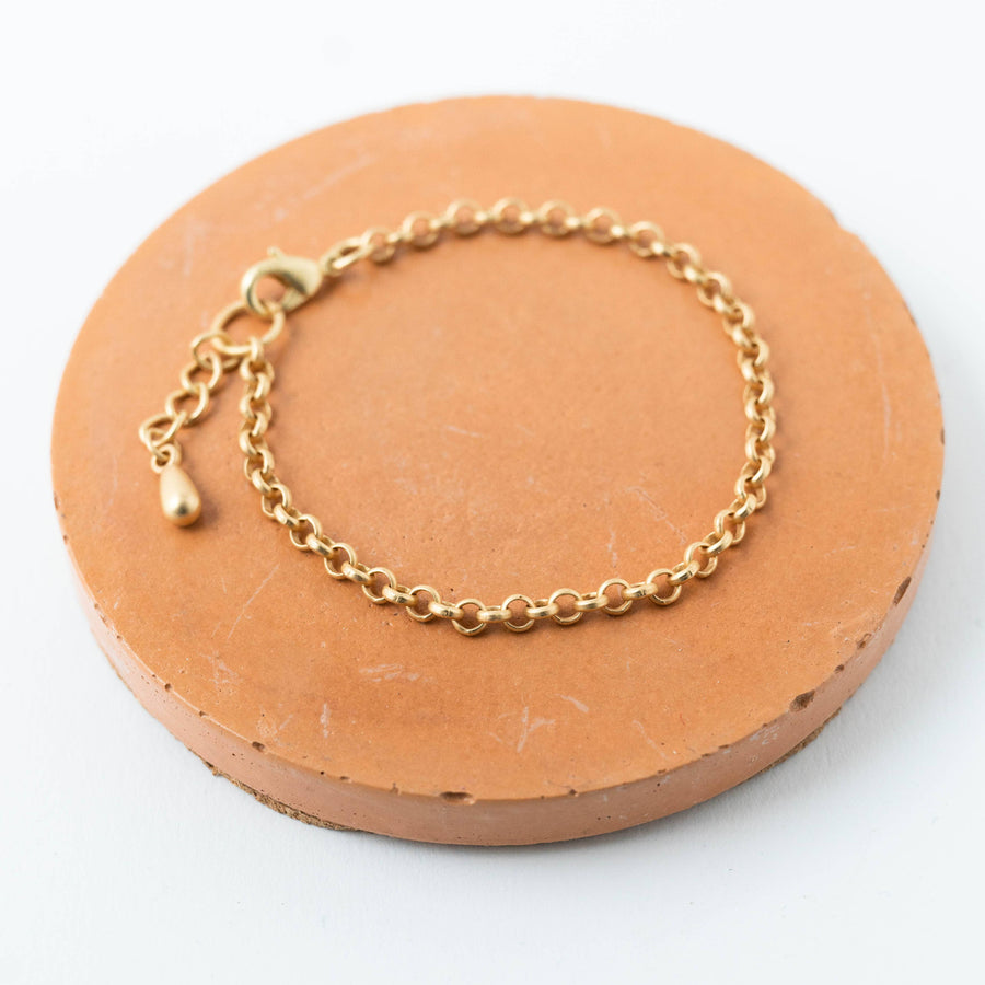 Nest Pretty Things - Matte Gold Chain Bracelets: 7" / paperclip