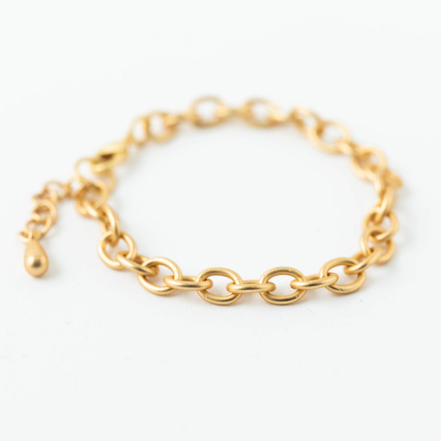 Nest Pretty Things - Chunky Matte Gold Cable Chain Bracelet: 6.5"