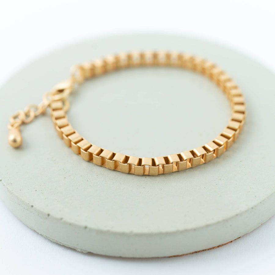 Nest Pretty Things - Matte Gold Chain Bracelets: 7" / cable