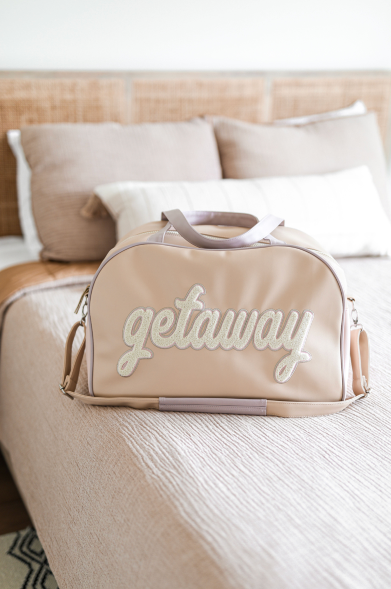 Jadelynn Brooke - Duffle Bag Weekender - Getaway (Blush/Lavendar)