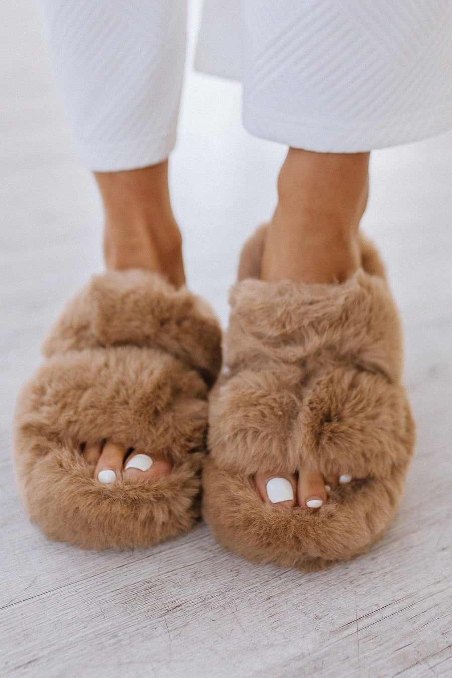 Fuzzy Slippers | BO 11/8: 37 / Brown