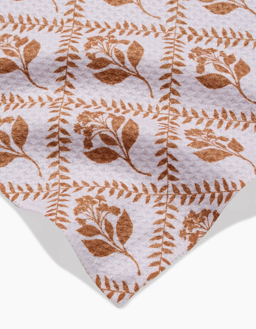 Geometry - Dancing Vines Bar Towel