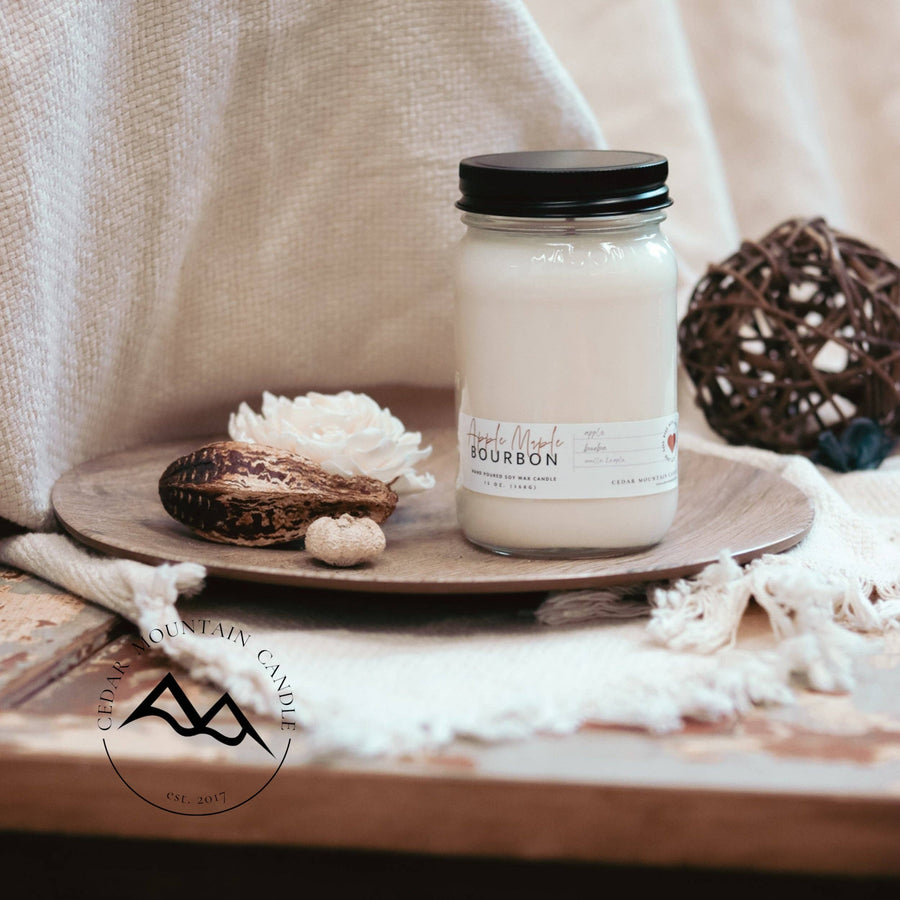 Cedar Mountain Candle | Sweet Vanilla Cinnamon
