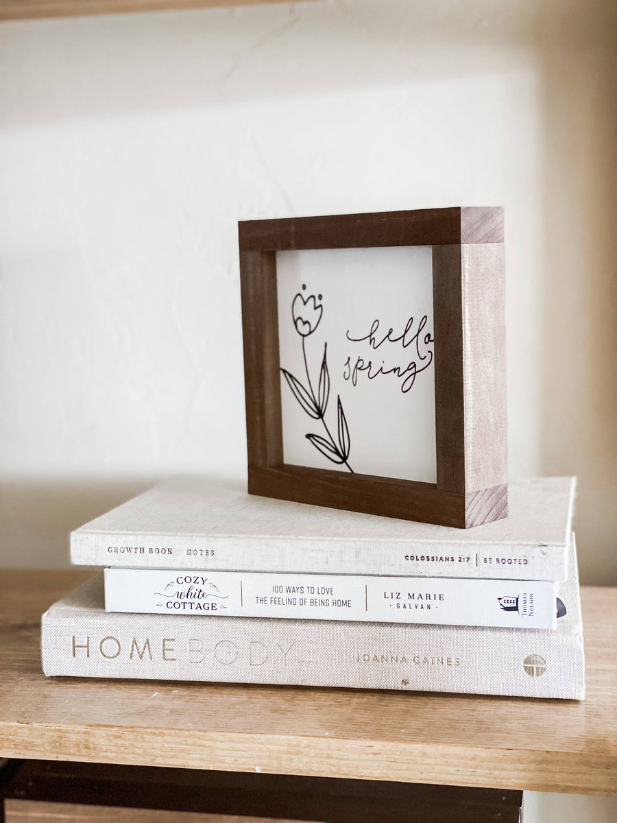 Lily and Sparrow - Hello, Spring | Spring Wood Sign
